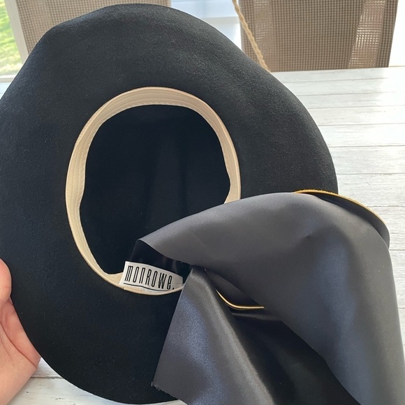 Monrowe Cowboy Hat in Black
Monrowe Size S women’s cowboy western festival
